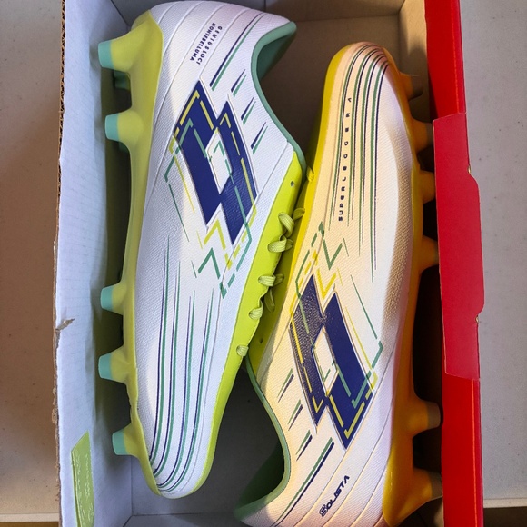 New mens Lotto Solista 700 VIII FG soccer cleats various sizes - Picture 1 of 8